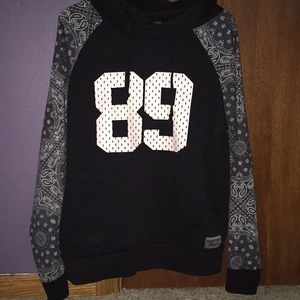 Master Piece sweater in men’s